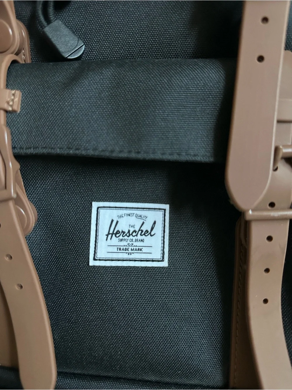 Herschel Men’s Little America Backpack